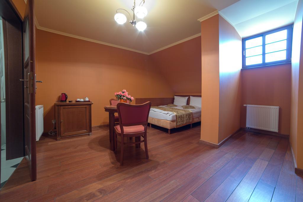 Rynek 16 Aparthotel Sandomierz Kültér fotó
